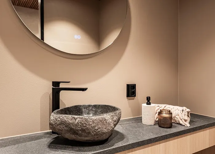 Draivi B By Hilla - 3br And Alcove